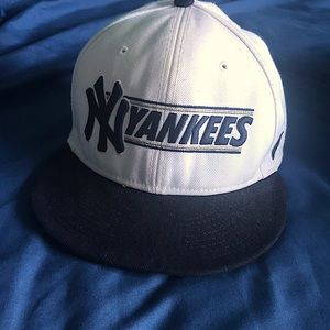 Yankees hat